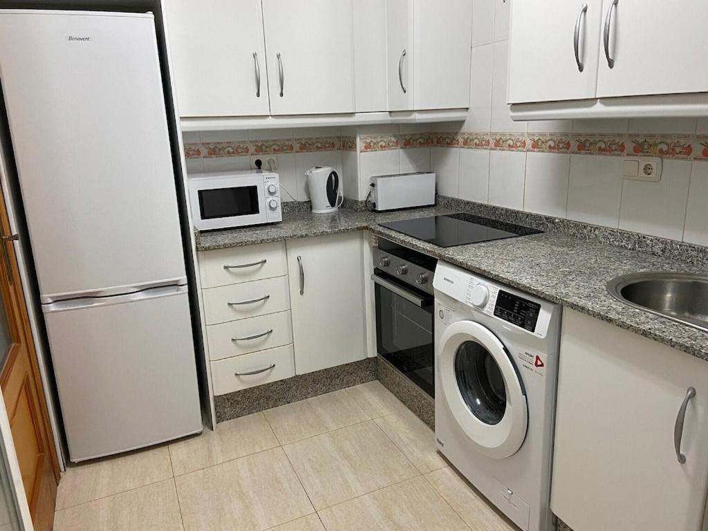 A Stunning 2 Bedroom Apartment 5 Min Walk To The Beautiful Beaches Of Vera Playa Playas de Vera Exterior photo